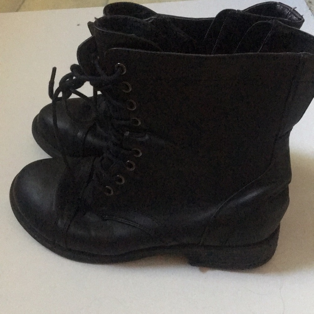Torrid combat boots size 8.5